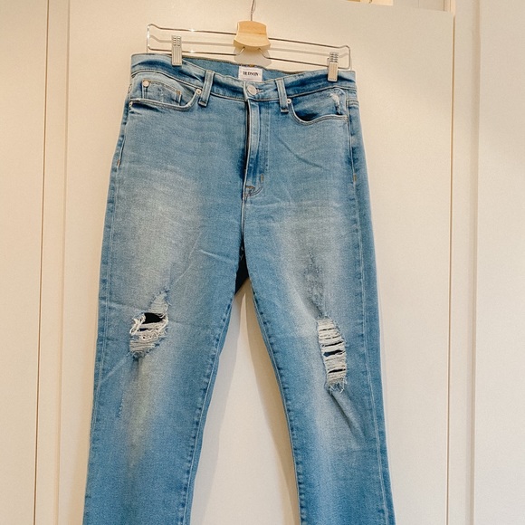 Hudson high rise Zooey cropped jeans! - Picture 4 of 5
